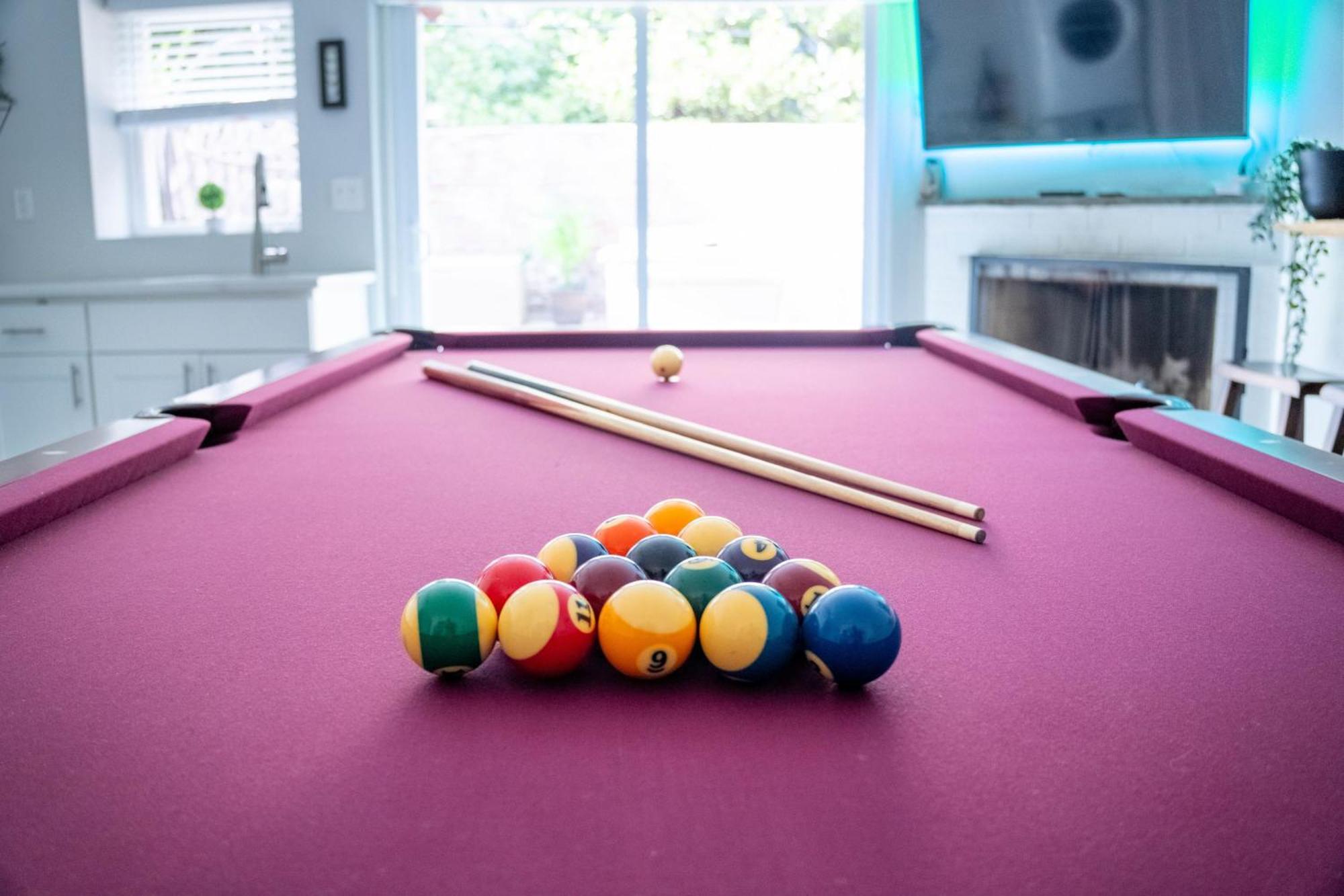Holiday home Stylish 3br W Pool Table & Garage